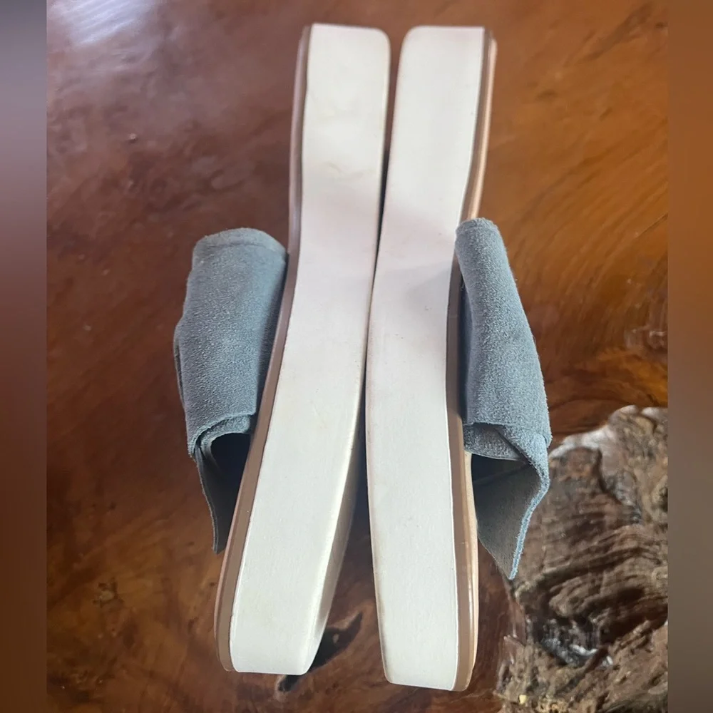Anthropologie Seychelles Coast Slides Blue Suede Slip-On Sandals Women’s 7.5